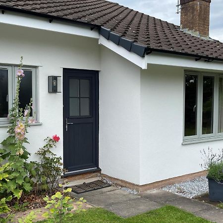 Fir Tree Cottage Честър Екстериор снимка